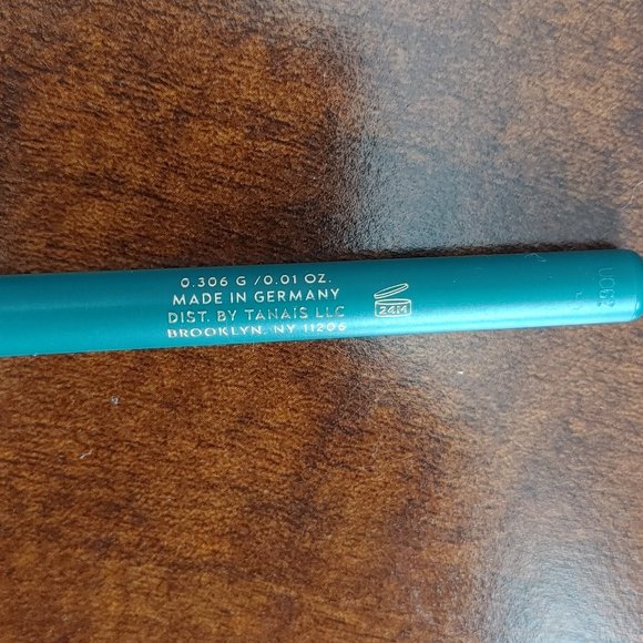 TANAÏS Kajal Eyeliner in Bengal Bon (Green) - Picture 3 of 3